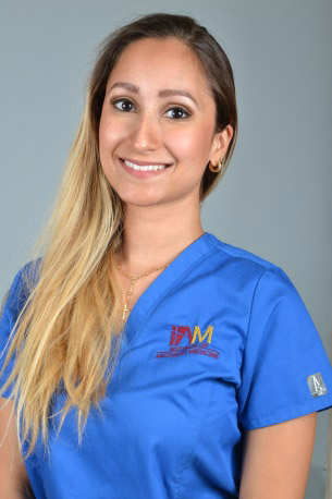 Irana Rossi-Silva - Scrub Technician